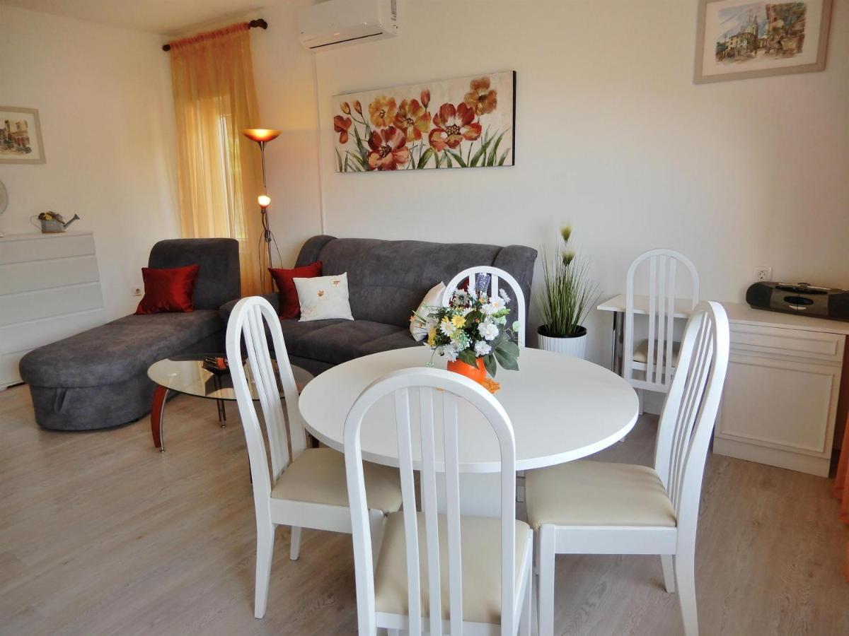 Apartment Ketty Mošćenička Draga Exteriör bild